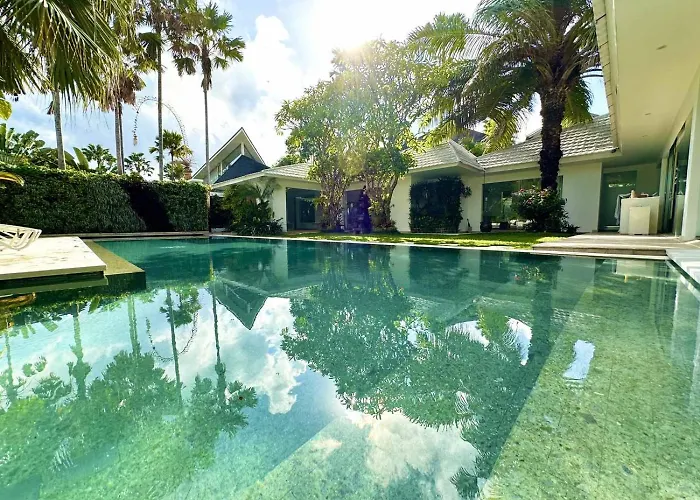 Villa Jumah *